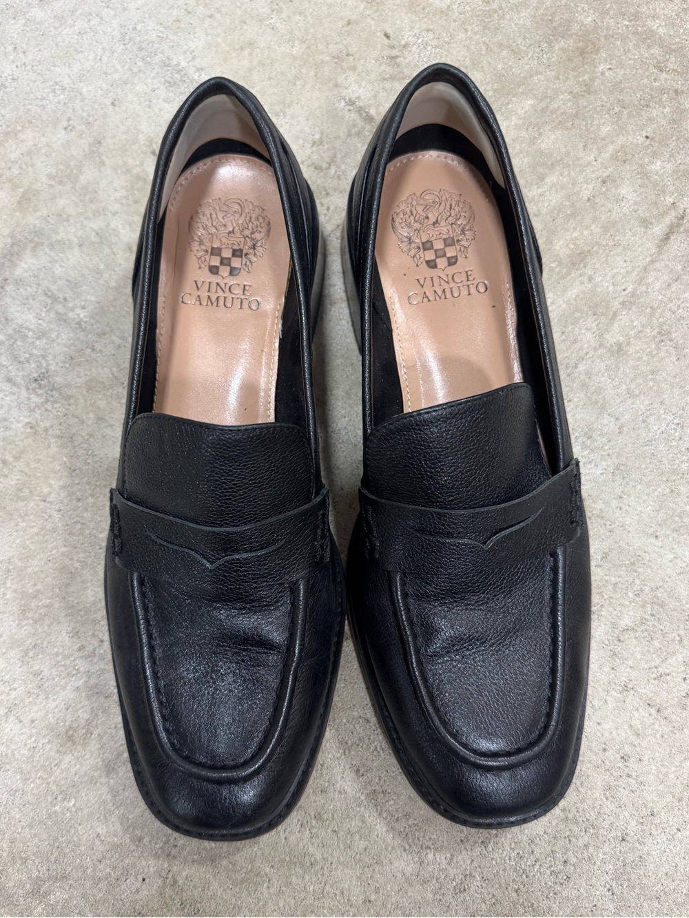 Vince Camuto | Black Leather Block Heel Penny Loafer size 9 women’s - Picture 2 of 10
